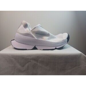 New Nike Women's Go FlyEase Shoes Sneakers - White (DR5540-102) Size 9